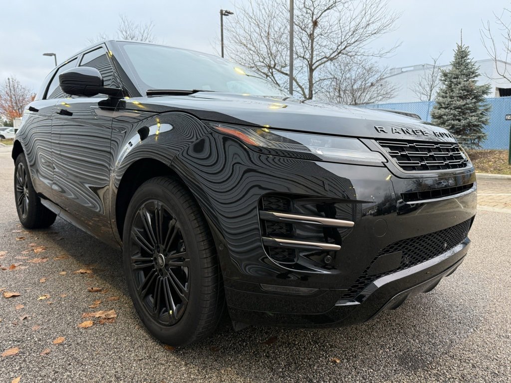 Used 2024 Land Rover Range Rover Evoque Dynamic SE image 3