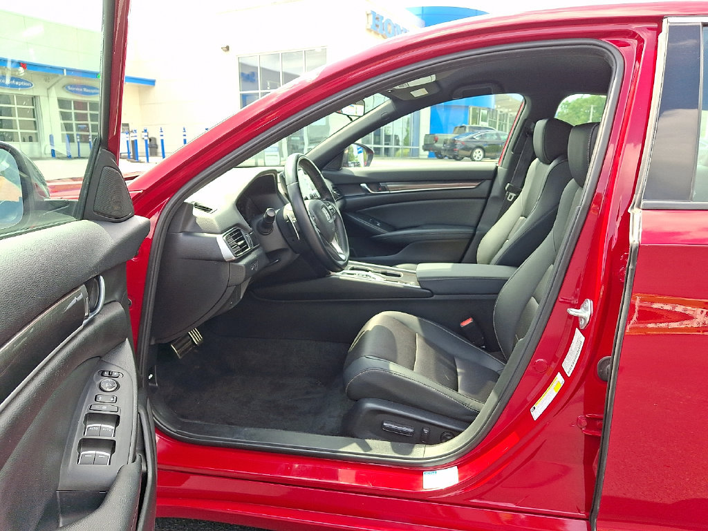 Used 2022 Honda Accord Sport image 15
