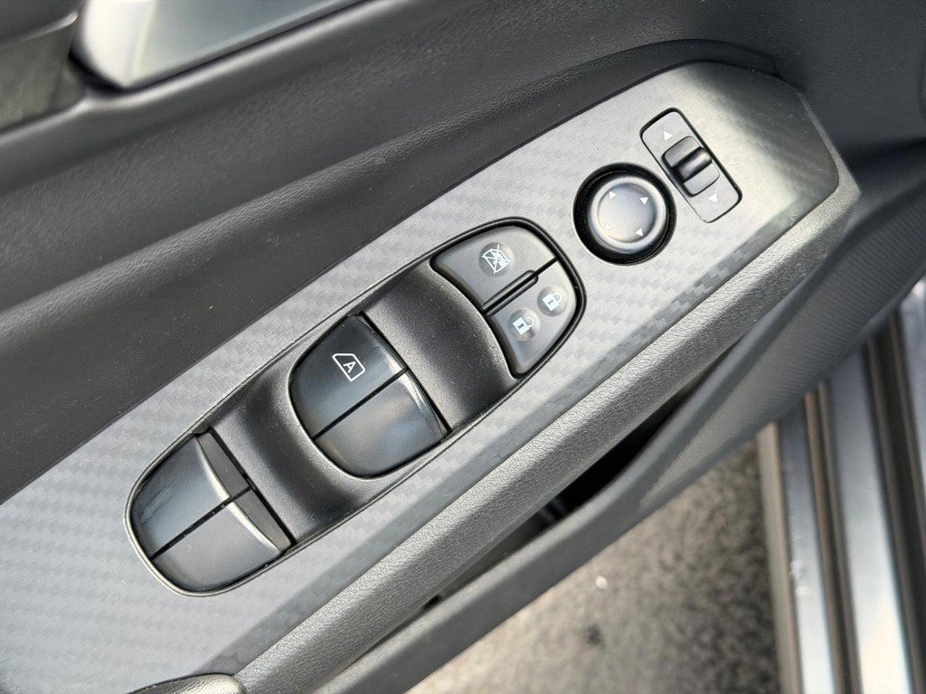 Used 2022 Nissan Altima 2.5 S FWD image 15