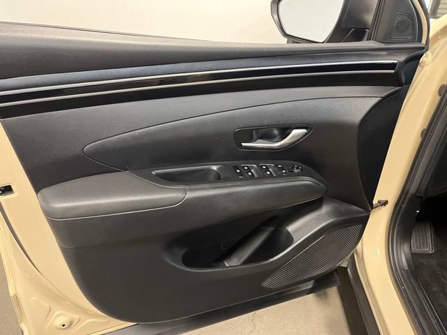 Used 2022 Hyundai Santa Cruz SEL Premium image 25