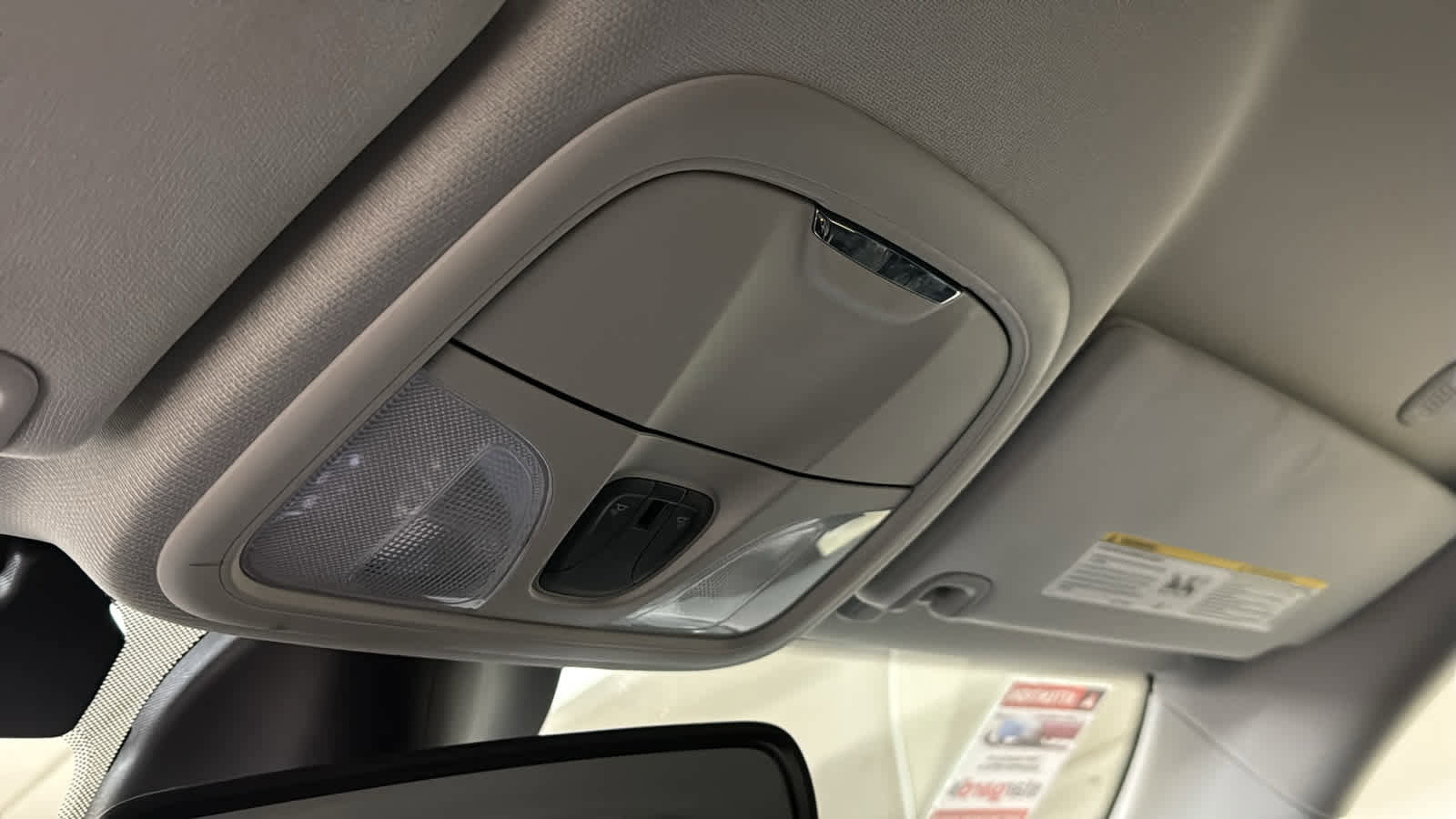 Used 2021 Jeep Cherokee Latitude Lux FWD image 22