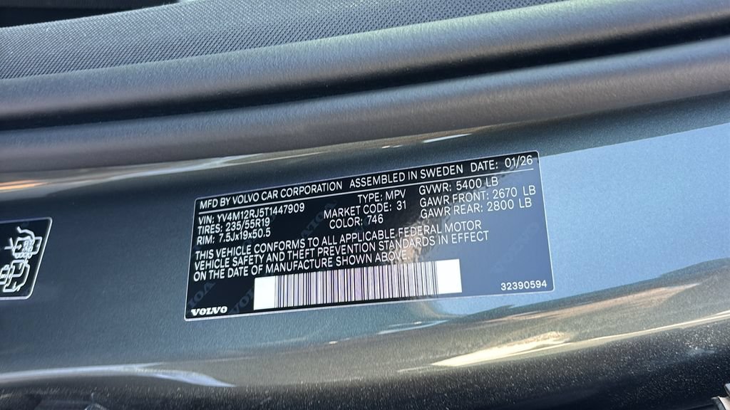 New 2026 Volvo XC60 B5 Core w/ Protection Package Premier AWD/4WD image 33