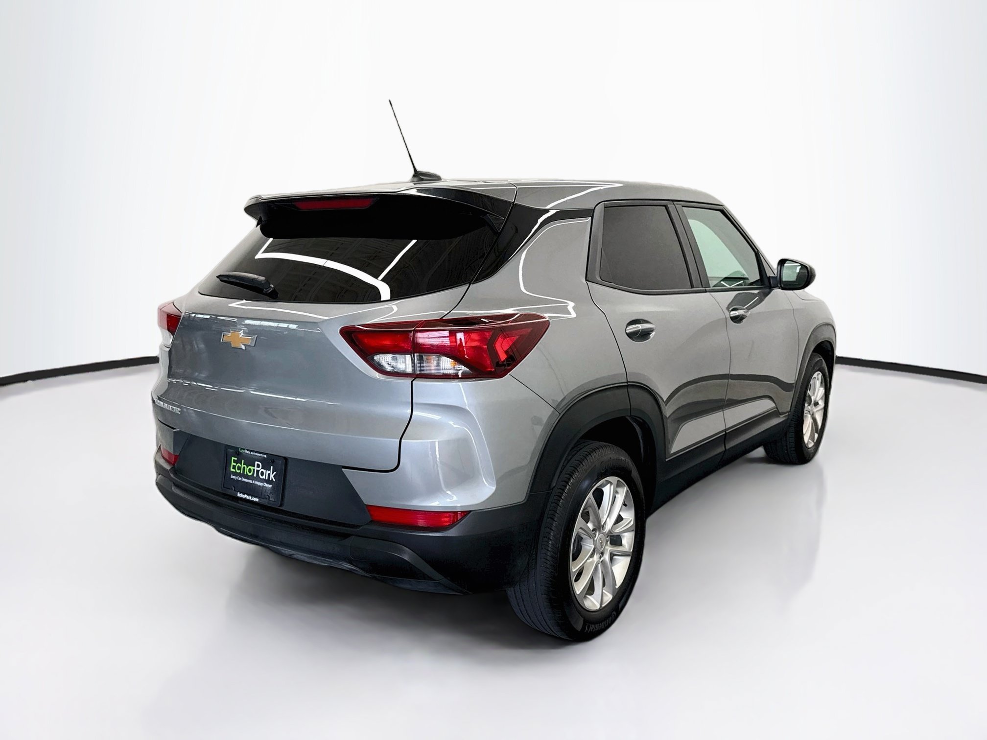 Used 2026 Chevrolet TrailBlazer LS w/ LS Convenience Package FWD image 9
