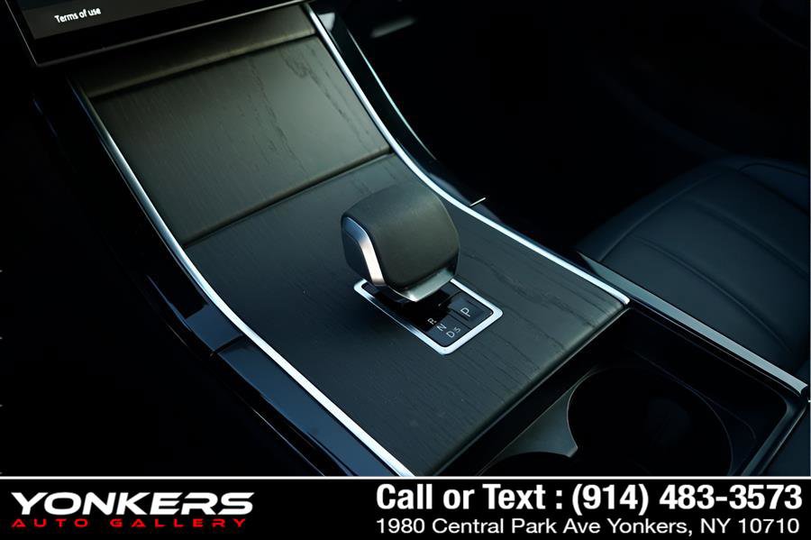 Used 2024 Land Rover Range Rover Evoque S image 52