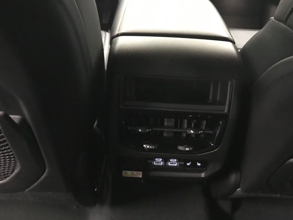 Used 2025 Jeep Grand Cherokee Limited image 26