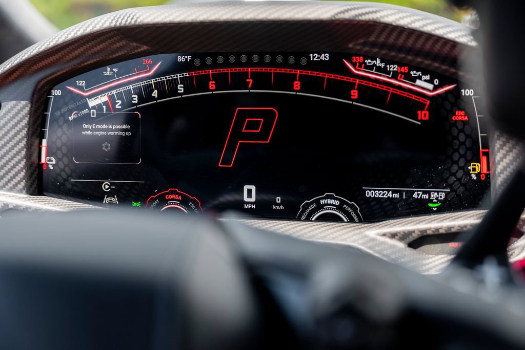 Used 2025 Lamborghini Revuelto AWD/4WD image 60
