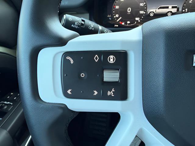 Certified 2025 Land Rover Defender 130 X-Dynamic SE AWD/4WD image 22