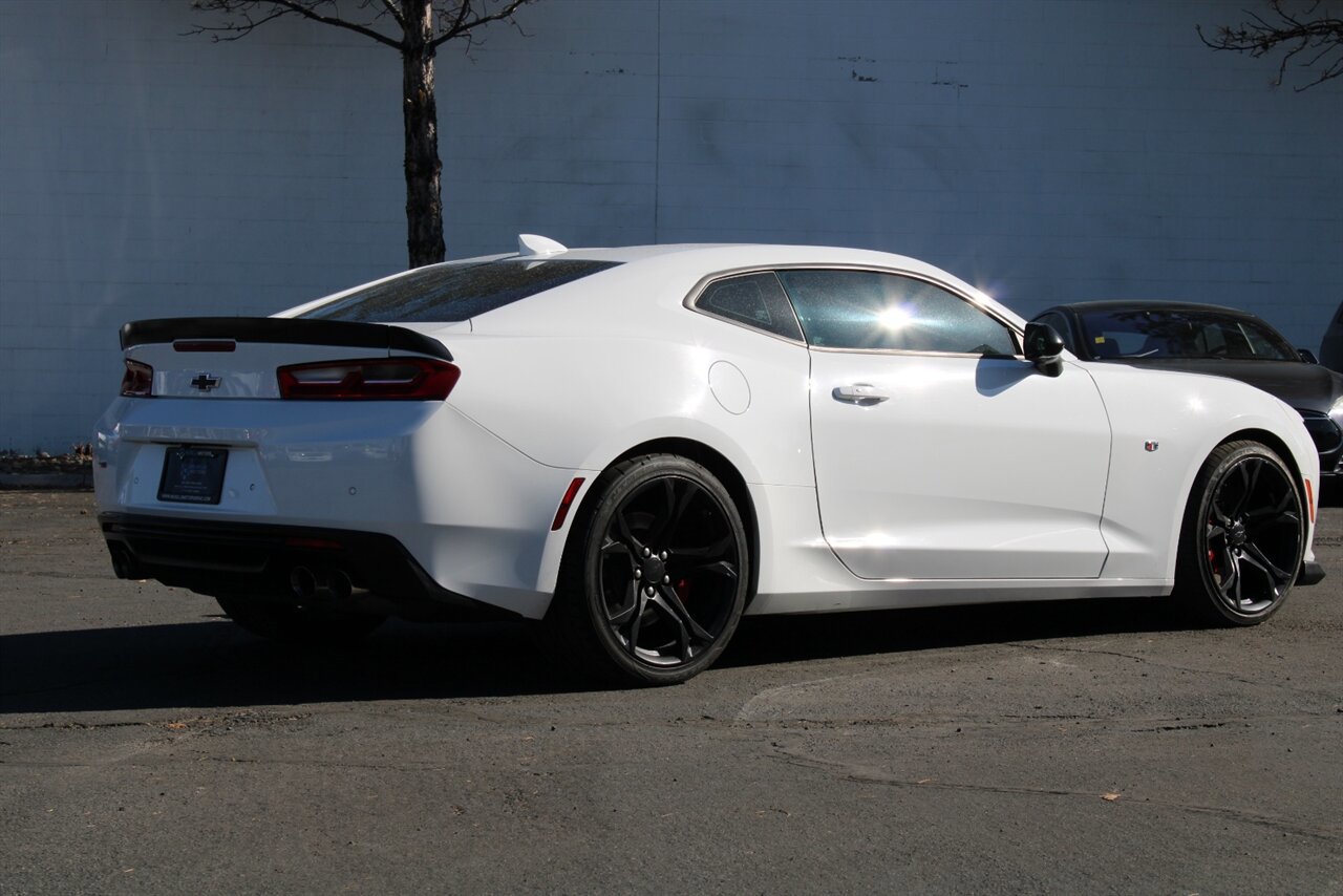 Used 2018 Chevrolet Camaro SS RWD image 10