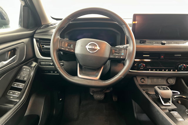 Used 2026 Nissan Rogue SL AWD/4WD image 12