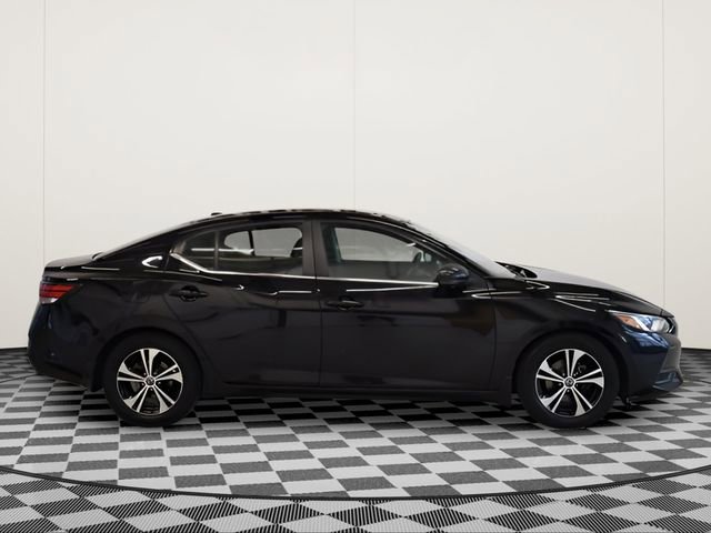 Used 2020 Nissan Sentra SV image 2