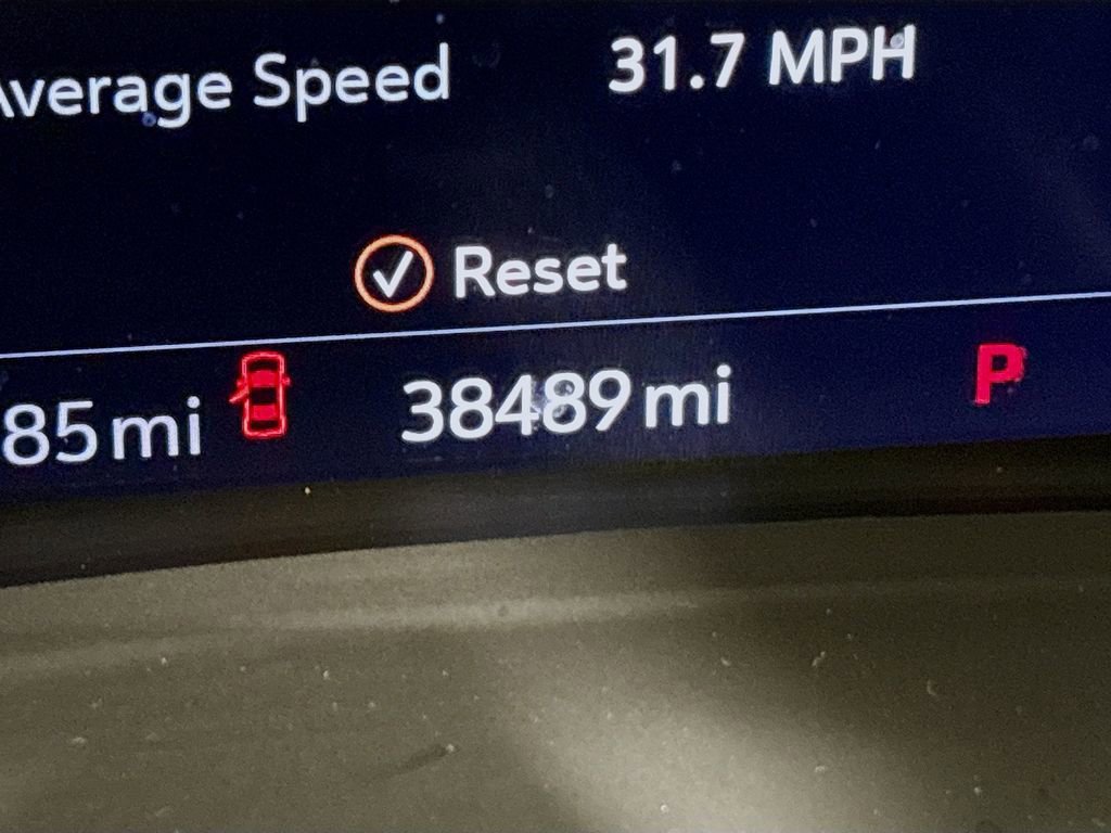 Certified 2023 Buick Envision Essence w/ Sport Touring Package image 15