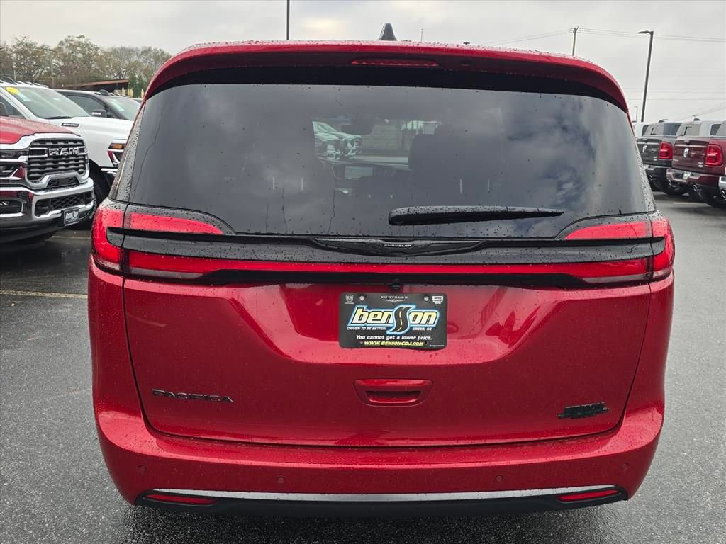 New 2026 Chrysler Pacifica Select FWD image 14