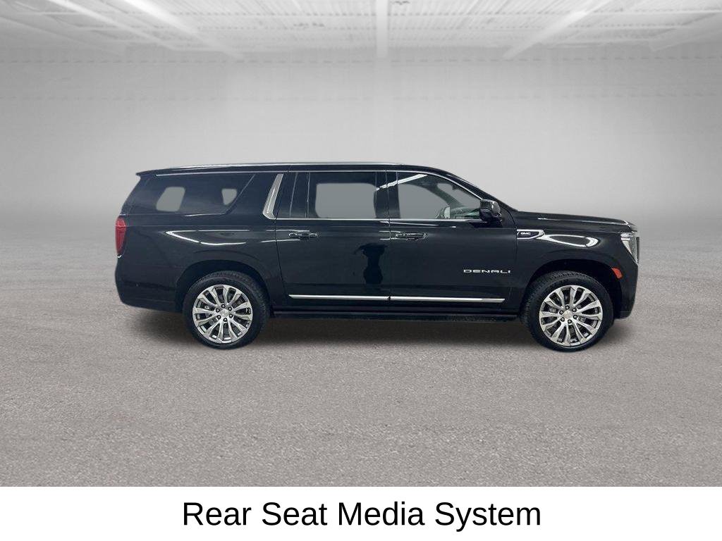 Used 2023 GMC Yukon XL Denali w/ Denali Reserve Package AWD/4WD image 24
