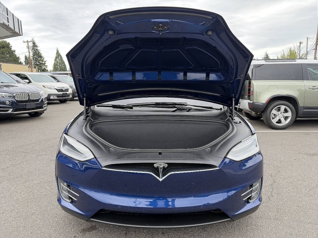 Used 2017 Tesla Model X 100D AWD/4WD image 16