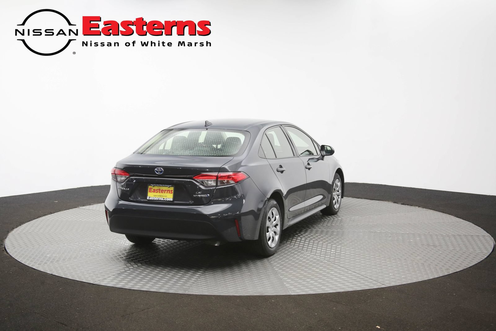 Used 2023 Toyota Corolla LE w/ Carpet Mat Package (TMS) FWD image 34