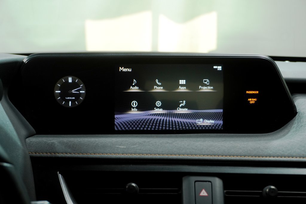 Used 2022 Lexus UX 250h w/ Premium Package AWD/4WD image 19