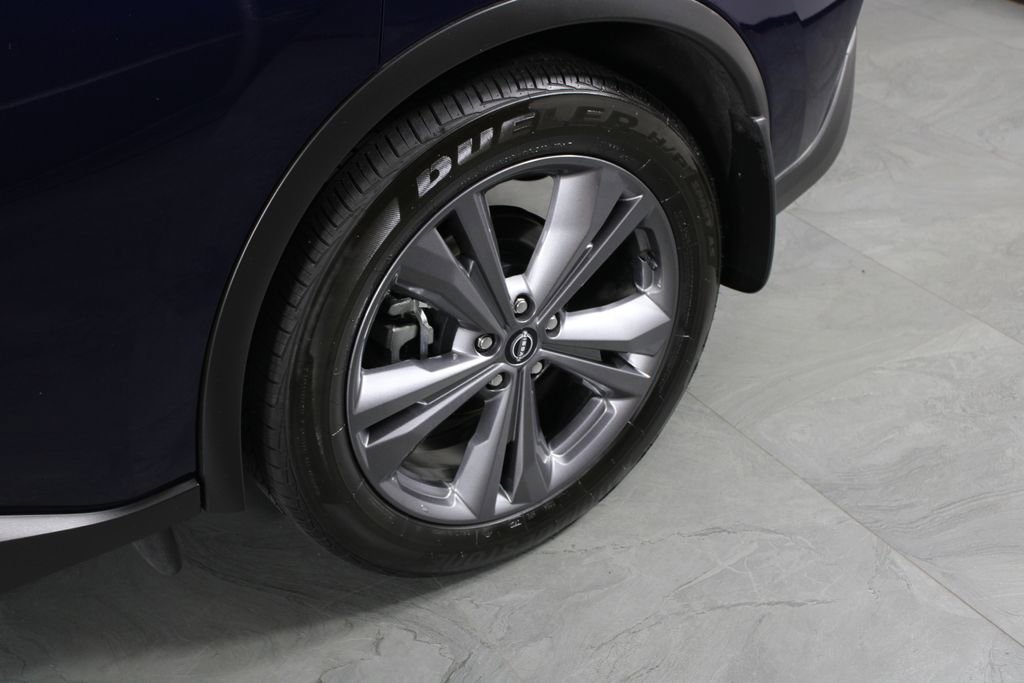 Certified 2024 Nissan Murano Platinum w/ Cargo Package FWD image 13