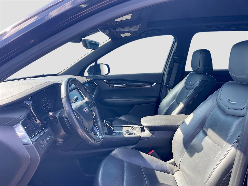 Used 2021 Cadillac XT6 Premium Luxury image 9