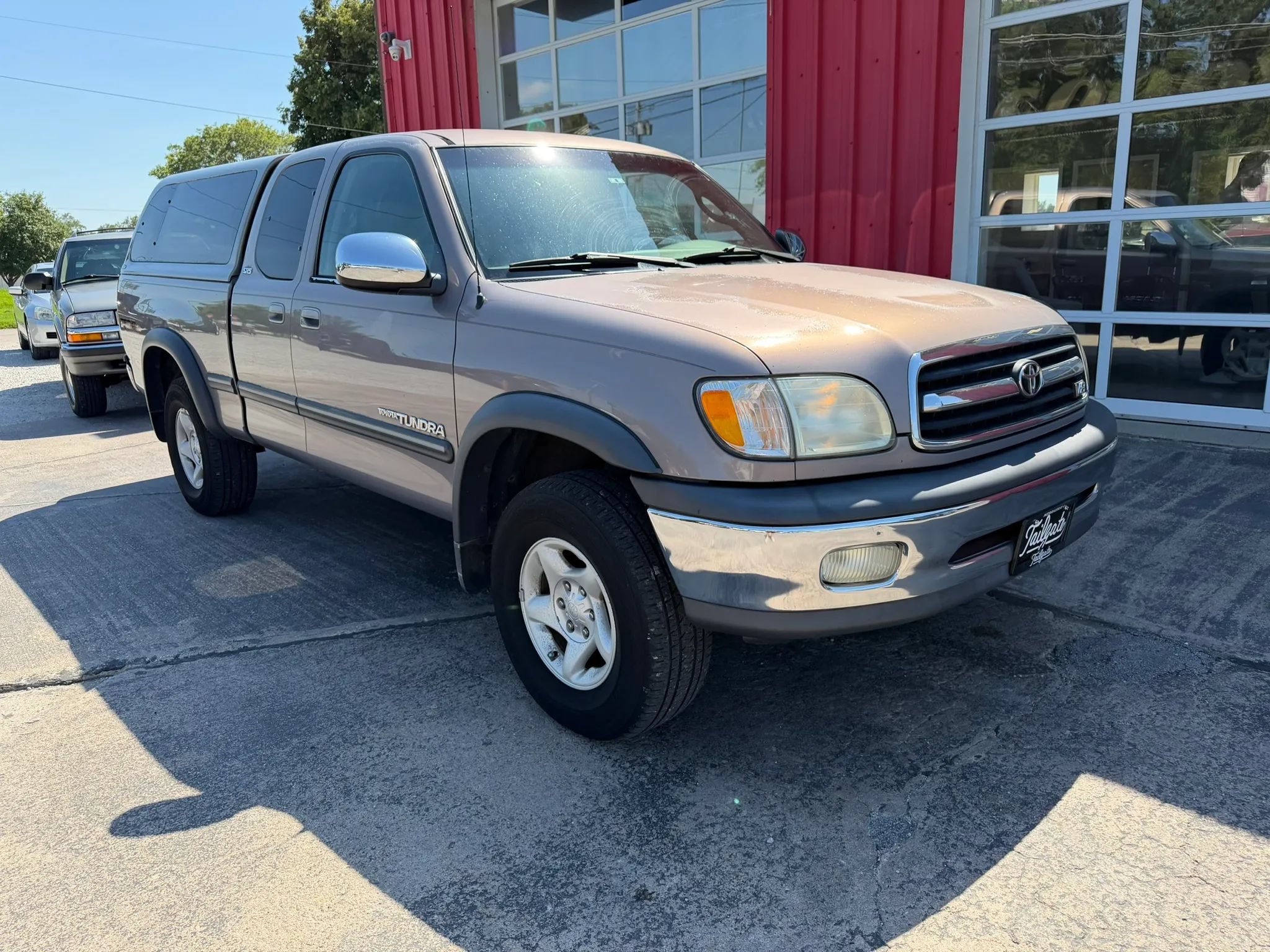 Used 2002 Toyota Tundra SR5 AWD/4WD image 2