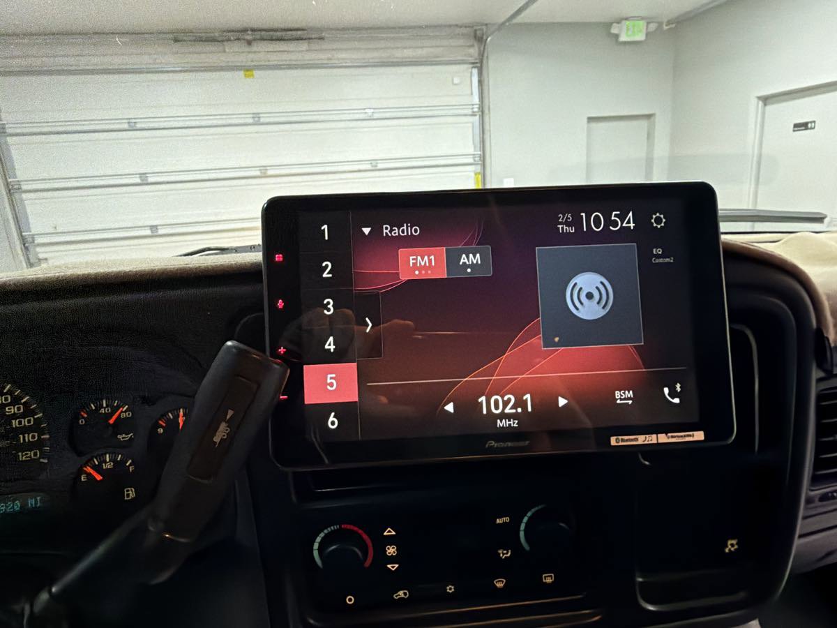 Used 2005 Chevrolet Avalanche Z71 w/ Sun And Sound Package image 19