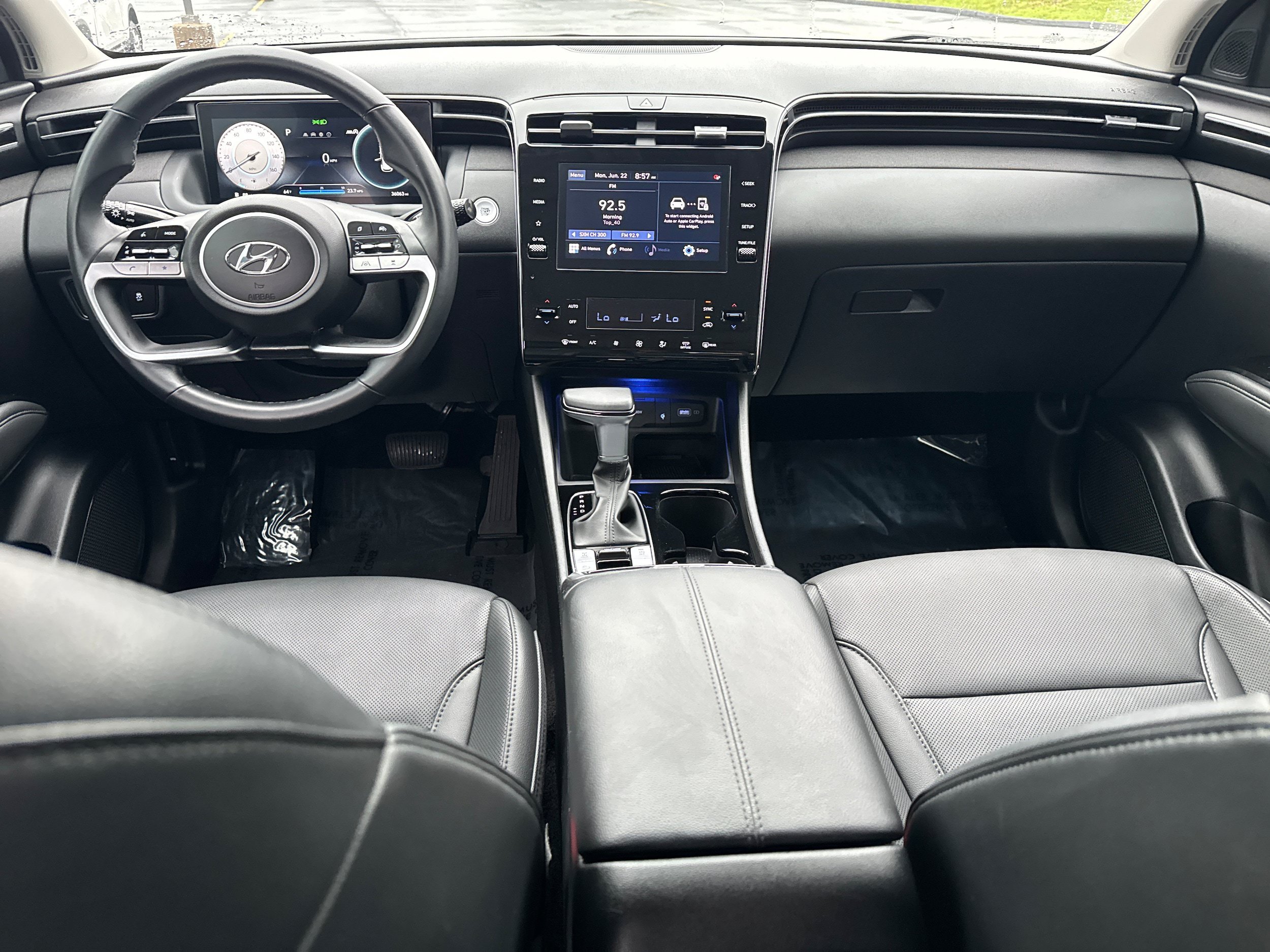 Used 2022 Hyundai Tucson SEL w/ Convenience + Premium Package AWD/4WD image 16