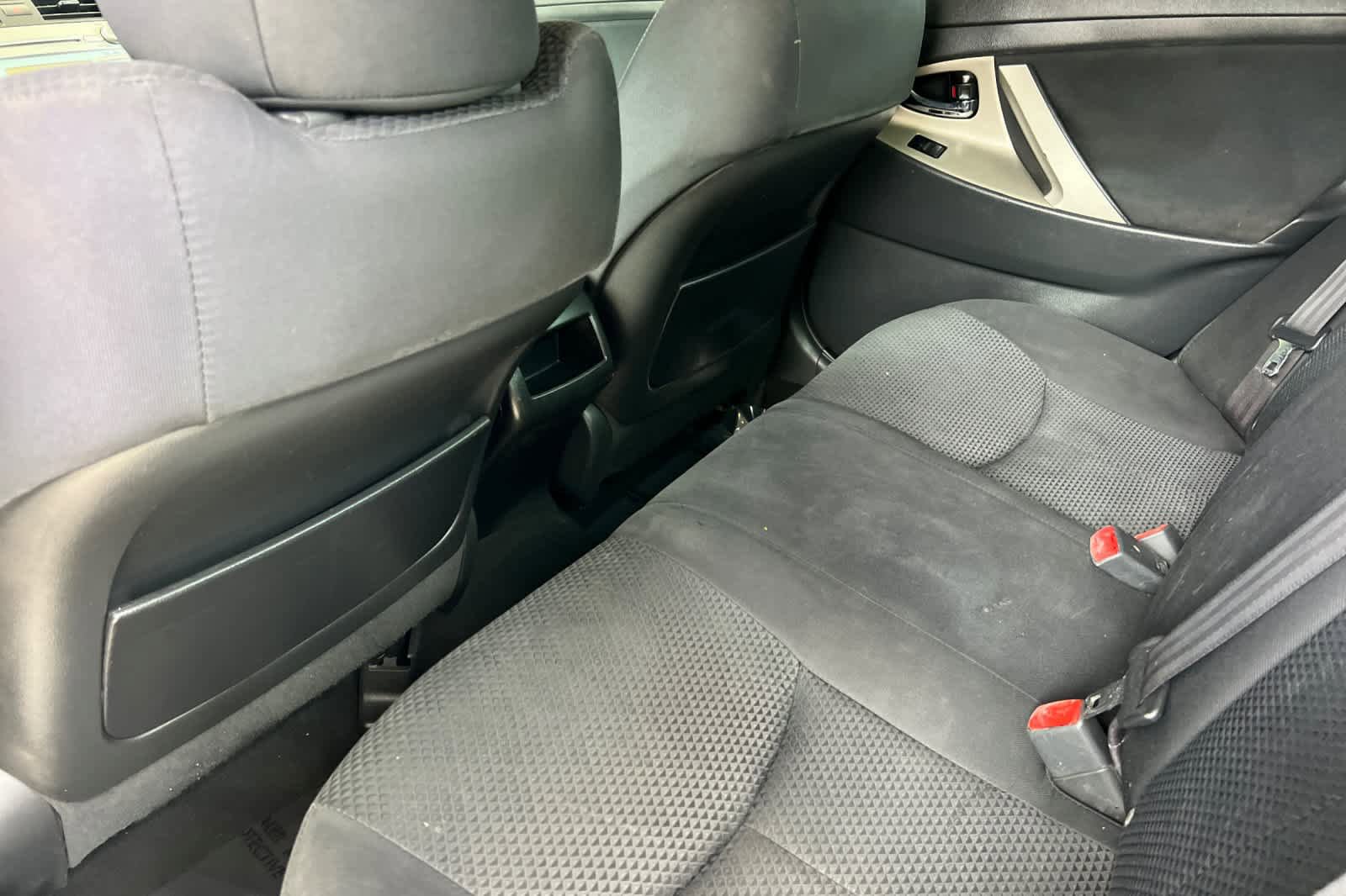 Used 2009 Toyota Camry SE FWD image 4