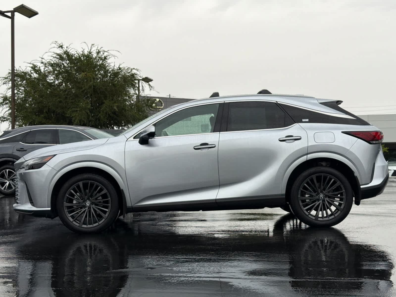 Used 2026 Lexus RX 350h w/ Convenience Package AWD/4WD image 9