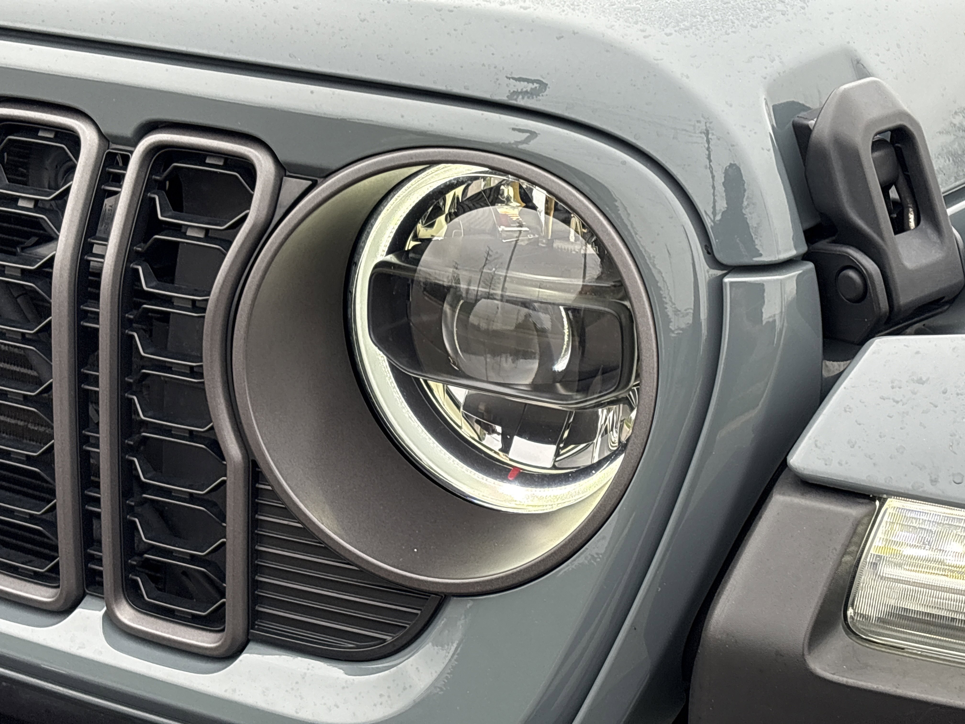 Certified 2024 Jeep Wrangler Unlimited Rubicon 392 w/ Dual Top Group AWD/4WD image 11