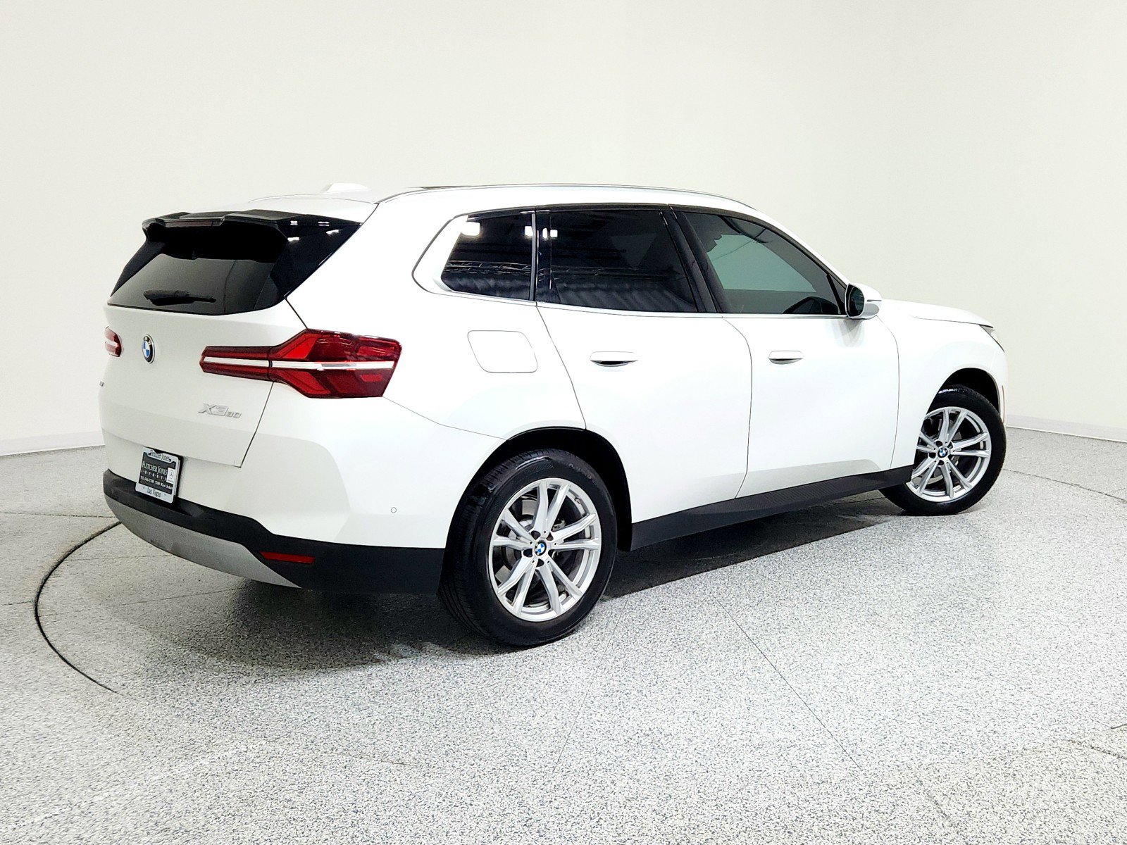 Used 2025 BMW X3 xDrive30i w/ Convenience Package image 3