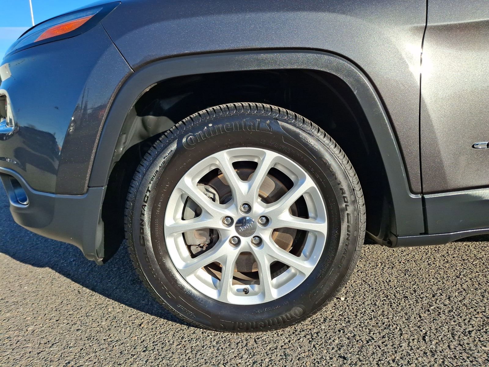 Used 2025 Jeep Grand Cherokee Limited w/ Black Appearance Package image 27