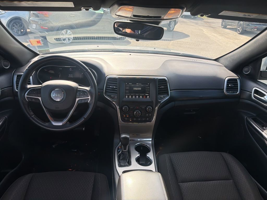 Used 2021 Jeep Grand Cherokee Laredo image 20