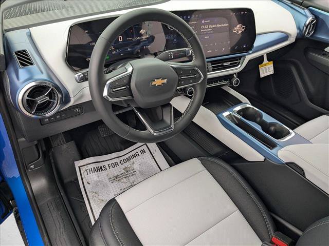New 2026 Chevrolet Equinox EV LT AWD/4WD image 3