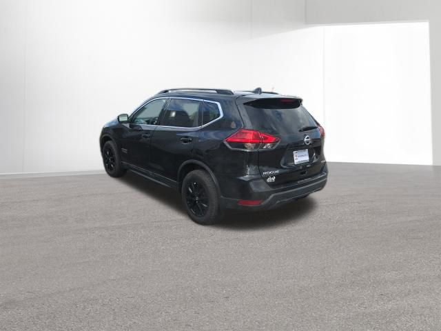 Used 2017 Nissan Rogue SV image 9
