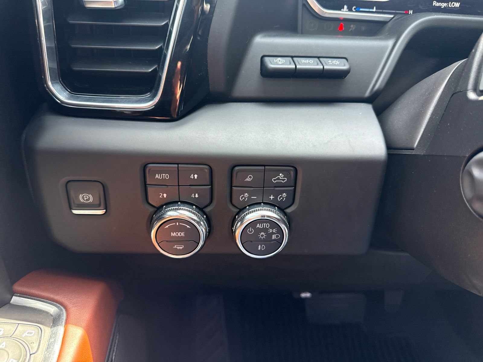 Used 2022 GMC Sierra 1500 Denali Ultimate AWD/4WD image 38