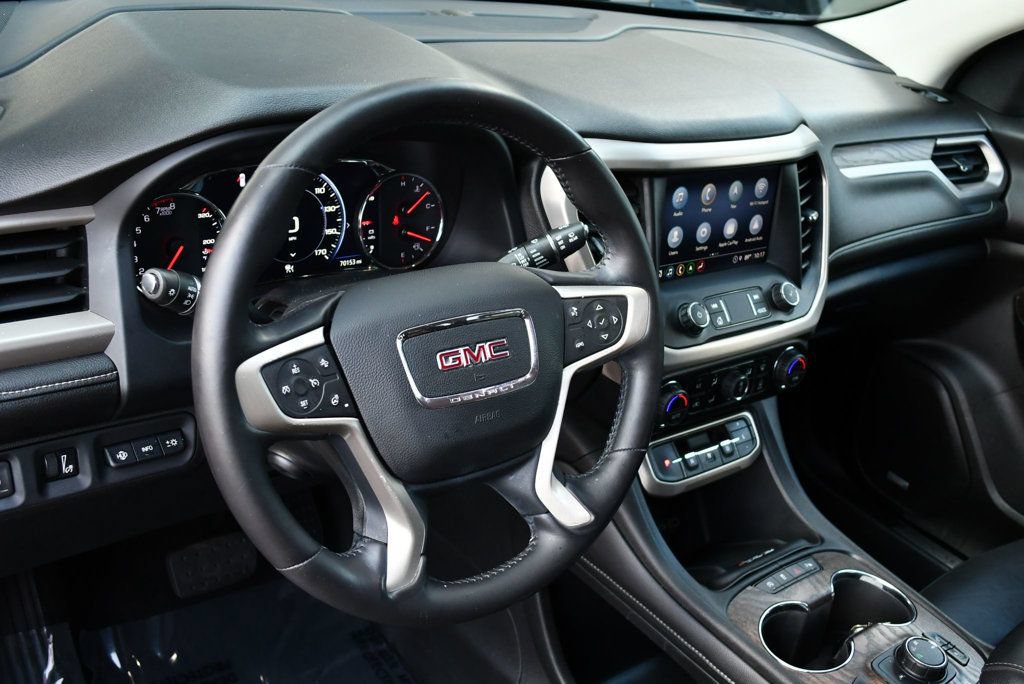 Used 2021 GMC Acadia Denali w/ Denali Technology Package FWD image 41