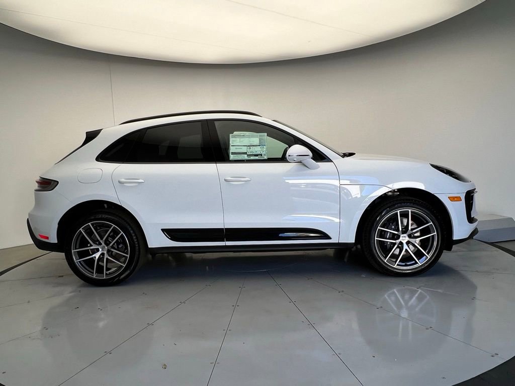 Used 2026 Porsche Macan Turbo AWD/4WD image 23