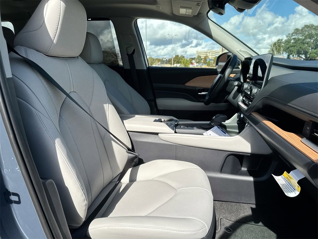 New 2026 Toyota Grand Highlander Limited image 32