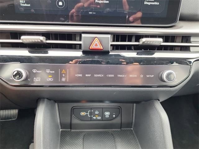 New 2026 Kia Sportage EX w/ EX Panorama Roof Package image 21