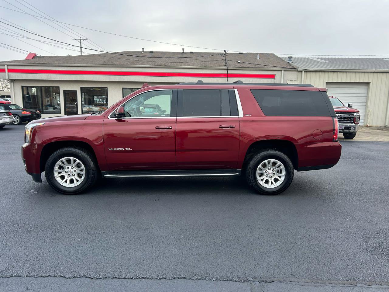 Used 2018 GMC Yukon XL SLT w/ Open Road Package image 8
