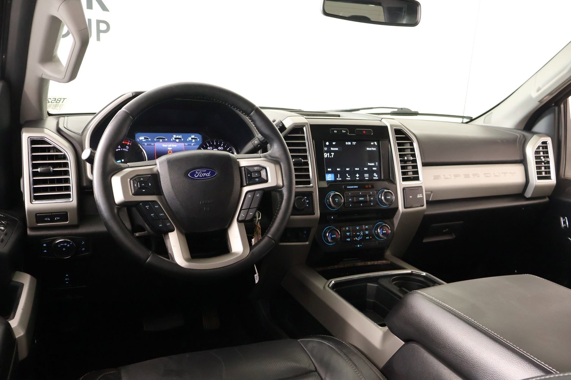 Used 2017 Ford F250 Lariat w/ Chrome Package image 2