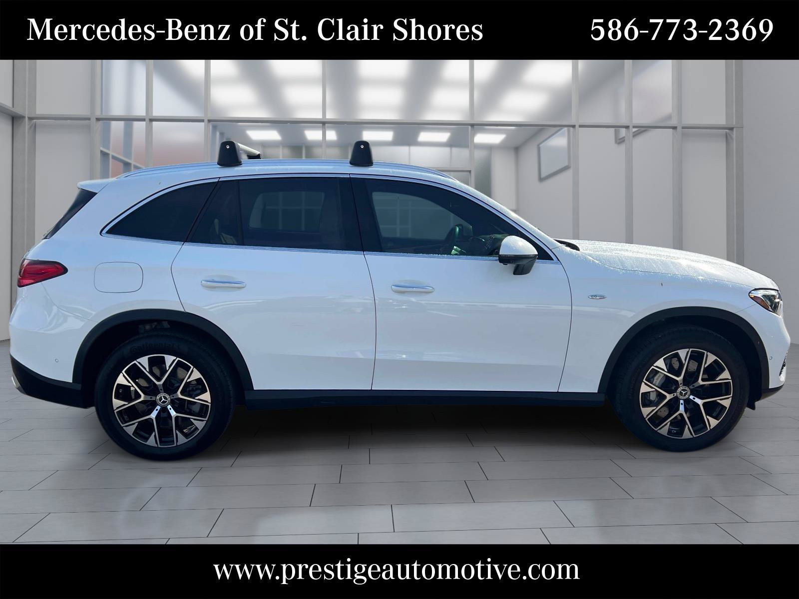 Used 2025 Mercedes-Benz GLC 350e 4MATIC image 7