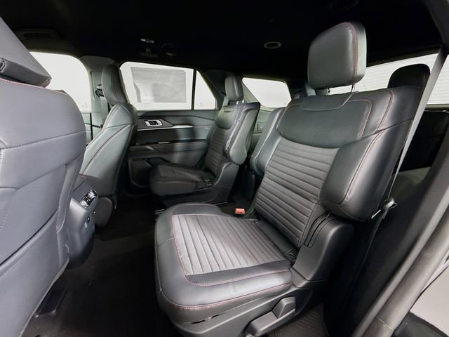 New 2026 Ford Explorer ST-Line image 25