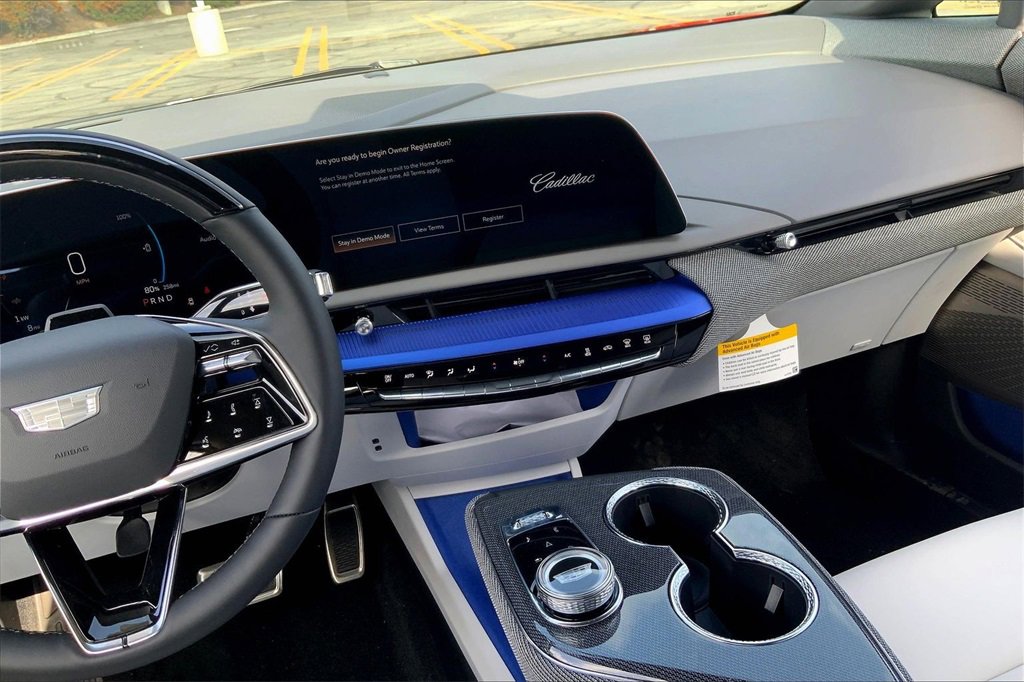 New 2026 Cadillac Optiq Sport 1 image 8