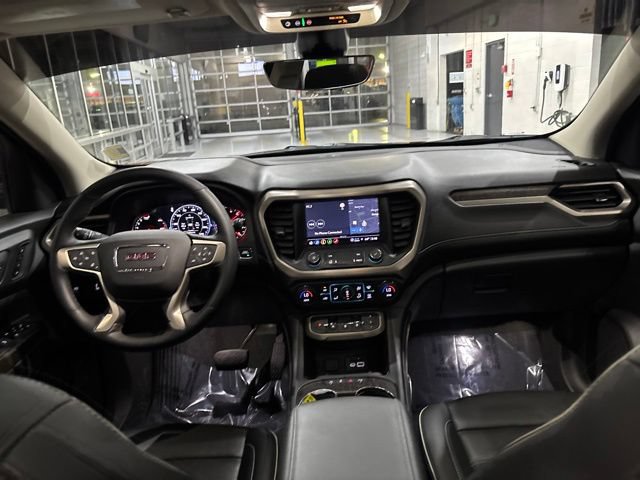 Used 2023 GMC Acadia Denali w/ Denali Ultimate Package AWD/4WD image 37