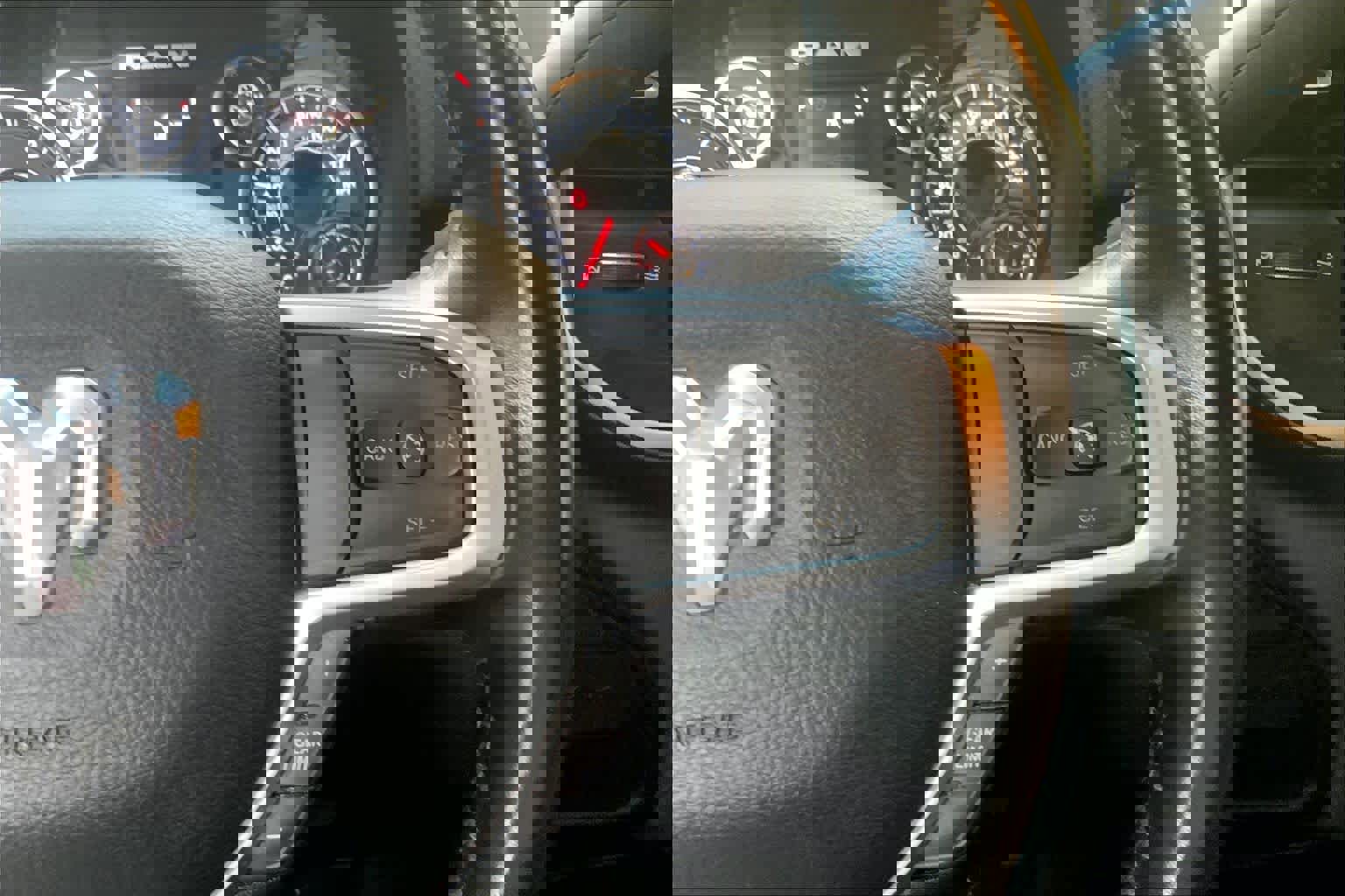 Used 2024 RAM 3500 Big Horn image 24