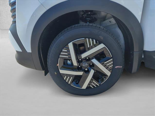 New 2026 Nissan Kicks SV w/ Illumination Package image 19