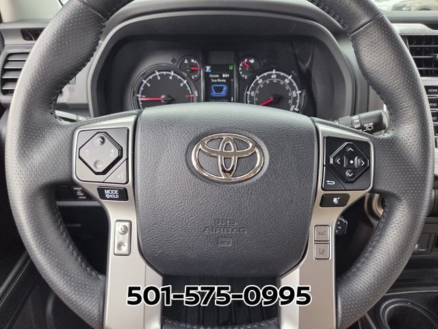 Used 2024 Toyota 4Runner SR5 AWD/4WD image 32