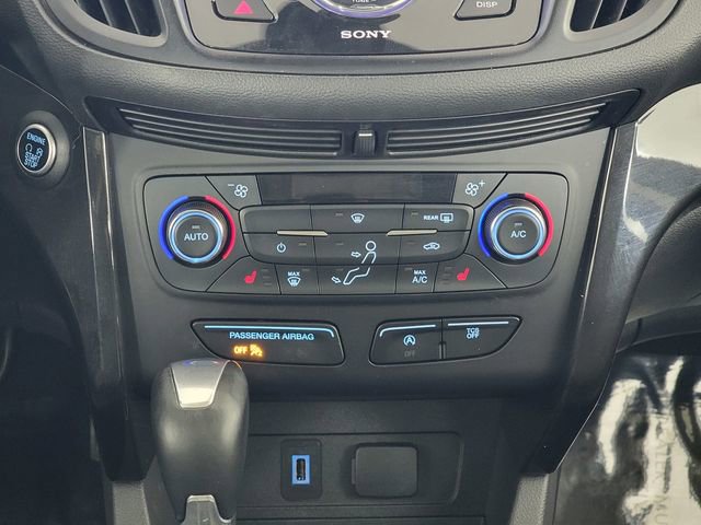 Used 2017 Ford Escape Titanium AWD/4WD image 23