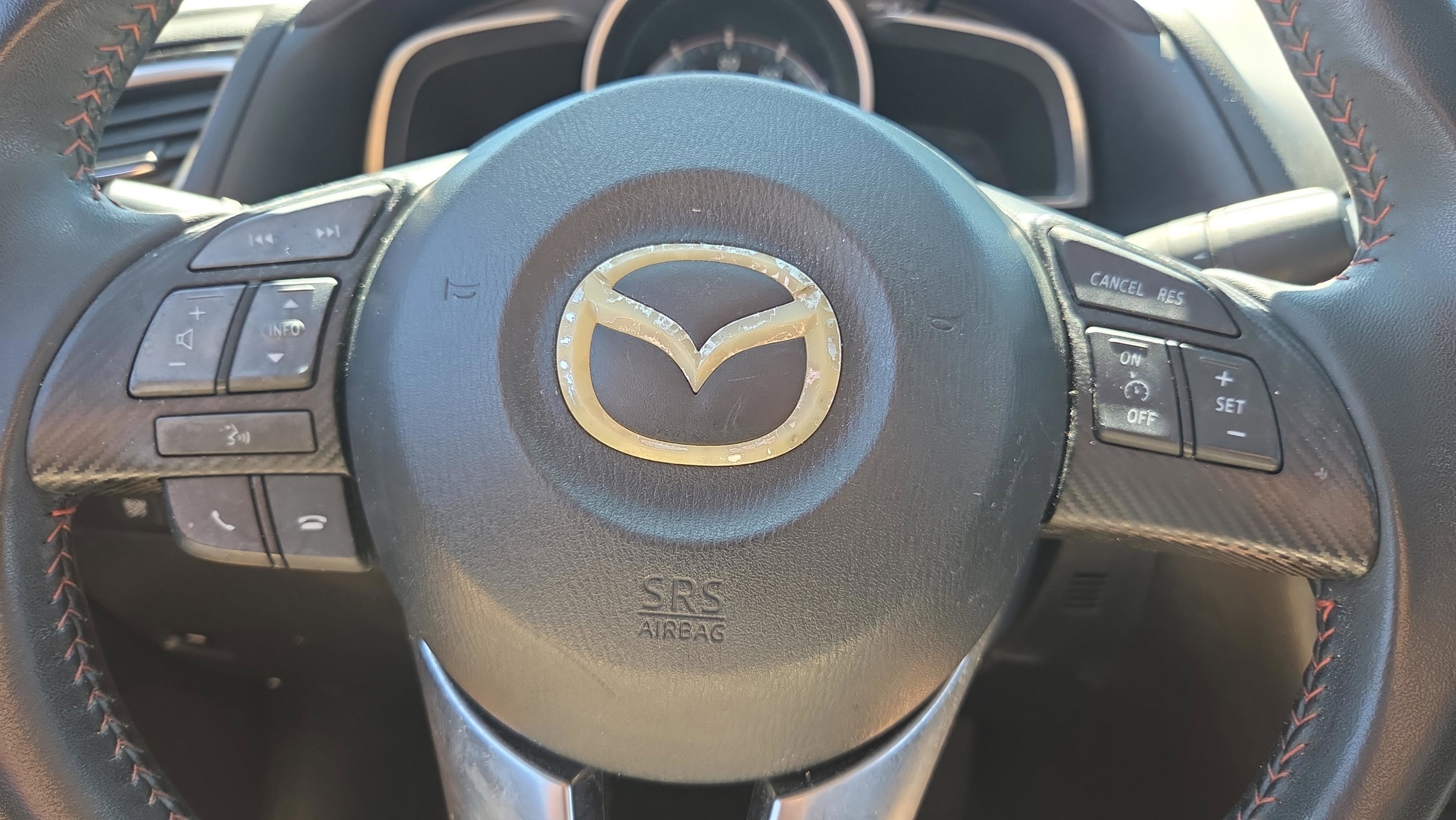 Used 2016 MAZDA MAZDA3 i Touring image 28