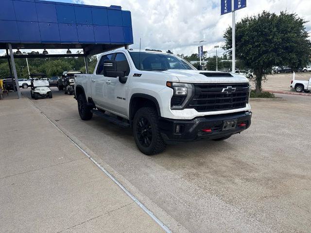 Used 2025 Chevrolet Silverado 2500 LT w/ Trail Boss Package AWD/4WD image 2